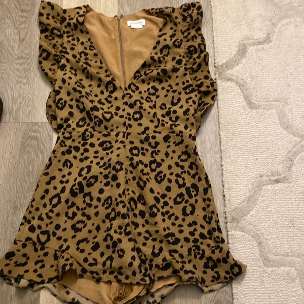 Lover and Friends size small romper